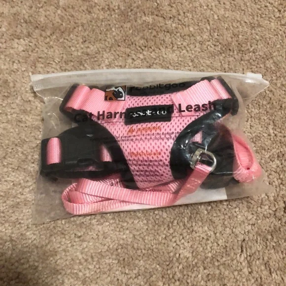 NWT Rabbit Goo cat leash and harness - Picture 2 of 4